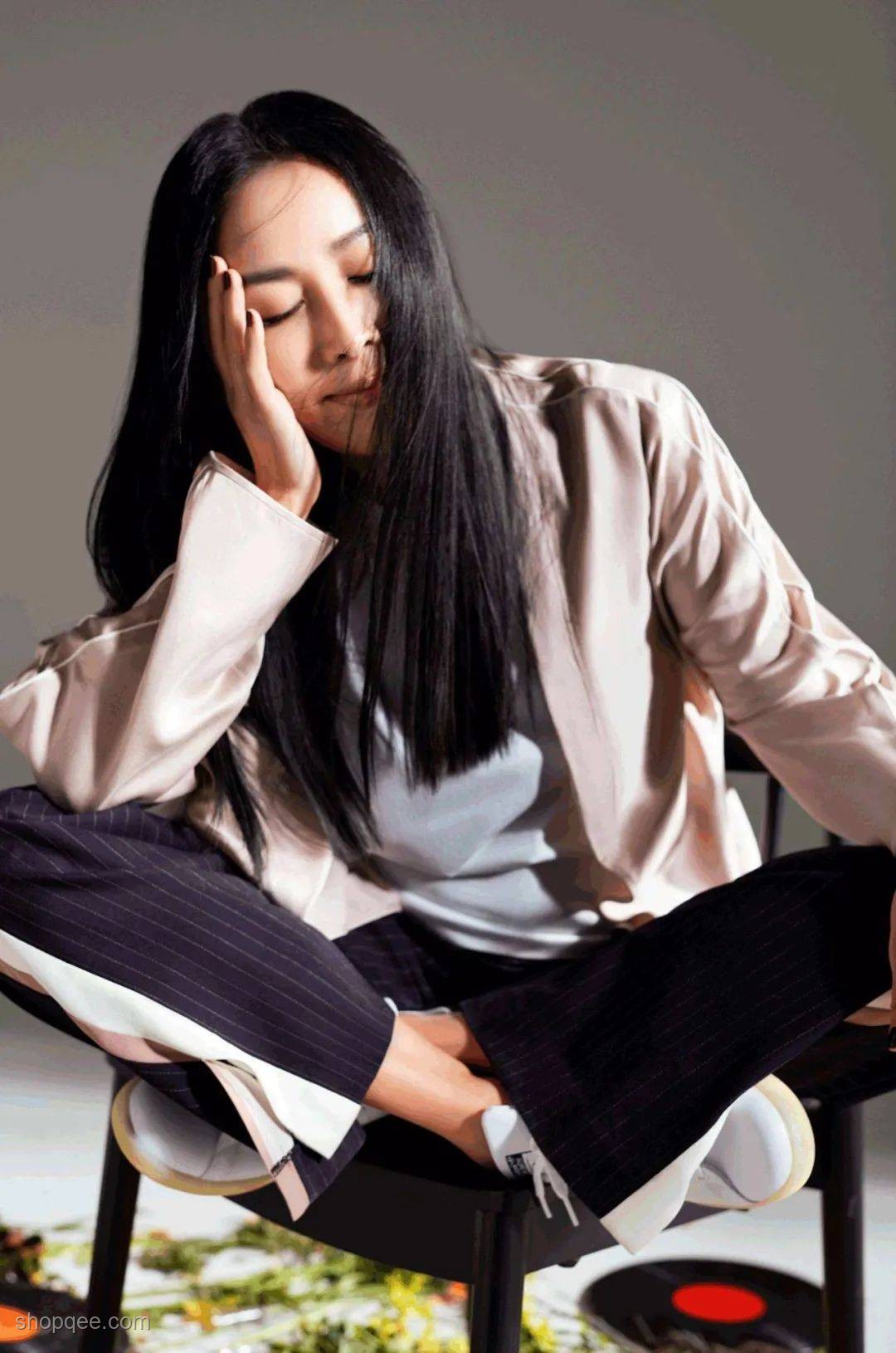 鞠婧祎打火機惡女變裝：娛樂新風尚的興起與未來展望