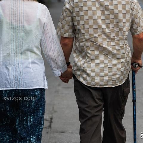 當兩位離婚女性決定組成一個家：動機、挑戰與幸福探索
