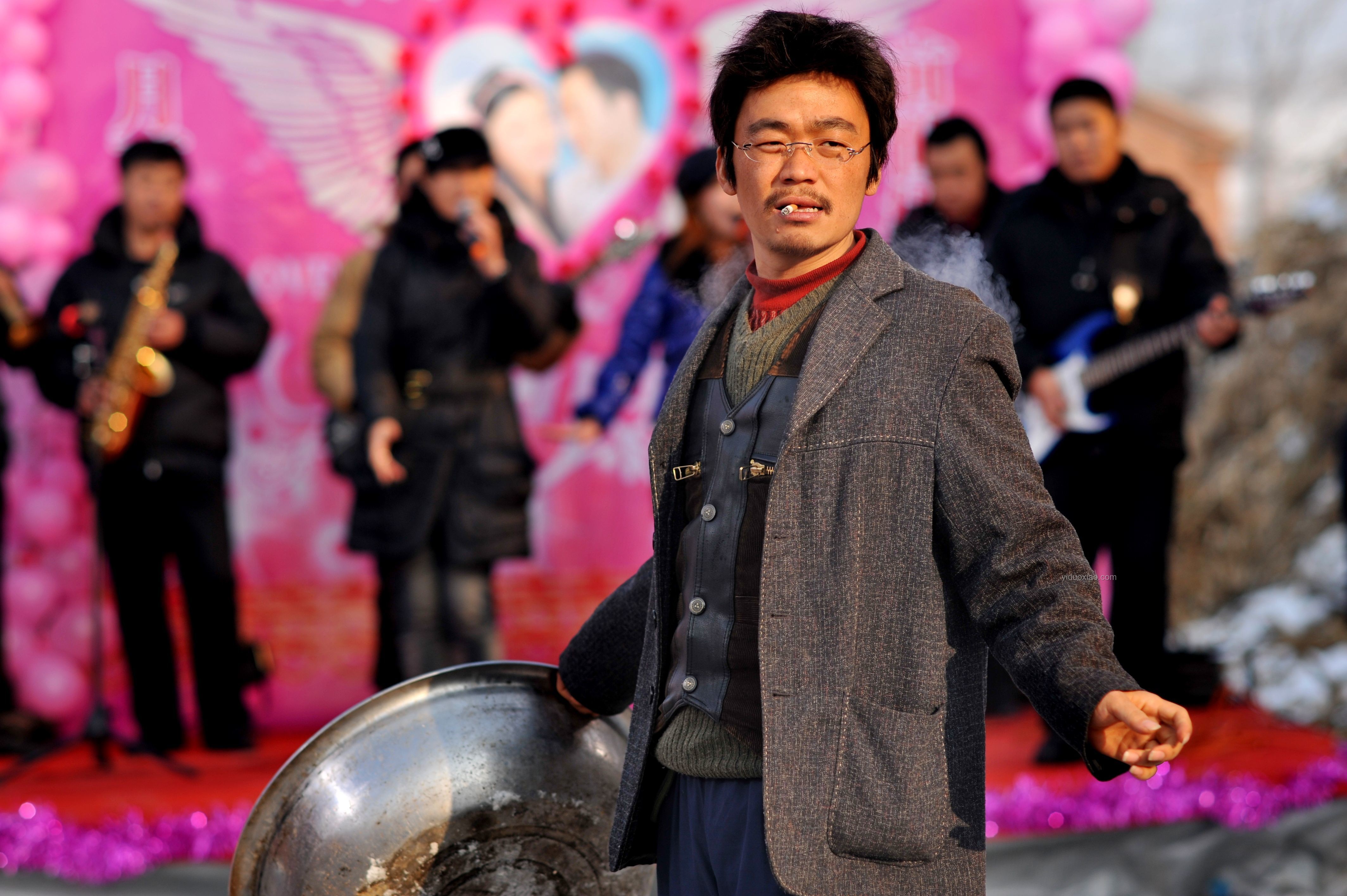 邋遢父親臺球光輝往事揭秘：豪宅邀約背后的真相