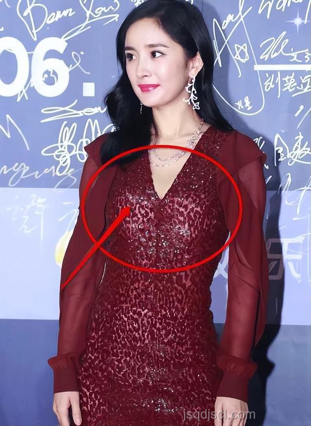 楊冪“露奶裙”風波：透視女性穿衣自由與社會審視