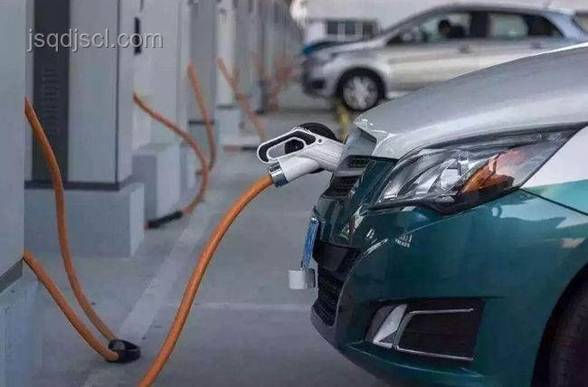 南方高溫下的燃油車主困境：淘汰或成定局？