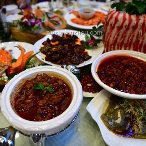 花8000收徒VS傳統(tǒng)師徒制：待遇拉滿的利弊分析