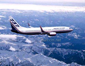 南航波音787高空遇險：燒焦味中的冷靜與勇氣????