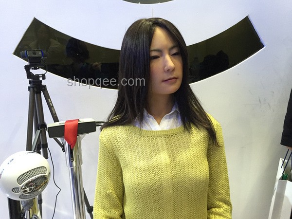 陳喬恩生育觀引發(fā)的女性生育權(quán)利與行業(yè)反思