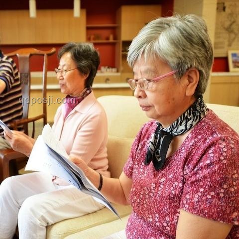 人到中年，朋友圈顯擺禁忌案例研究