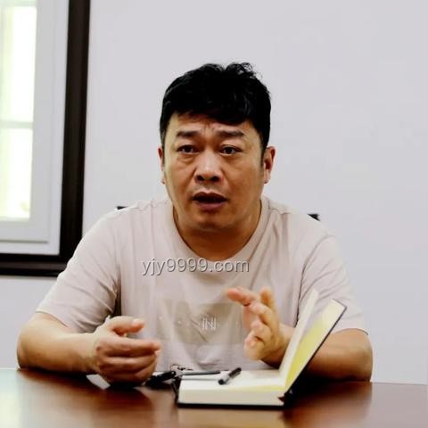 ??退休人員養(yǎng)老金上調(diào)2%的那些事兒，溫暖人心??
