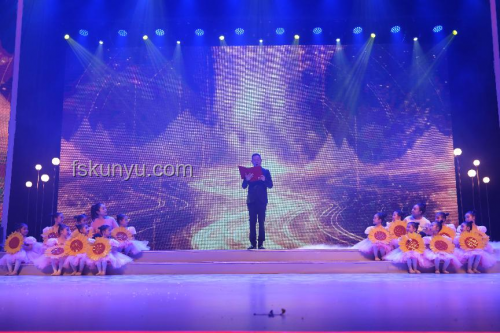 堅守藝術理想，不負時代使命：藝術創作者的責任與追求